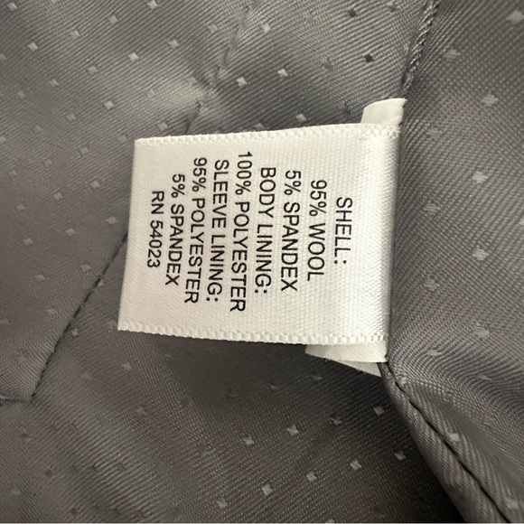 Banana Republic Petite Stretch Blazer - Picture 7 of 8